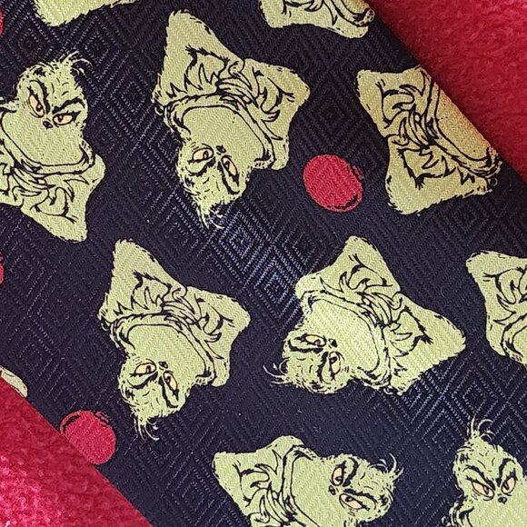 Dr. Seuss Brand Black Poly Green Grinch Crossing Arms and Red Bulbs Holiday Tie - Picture 14 of 16